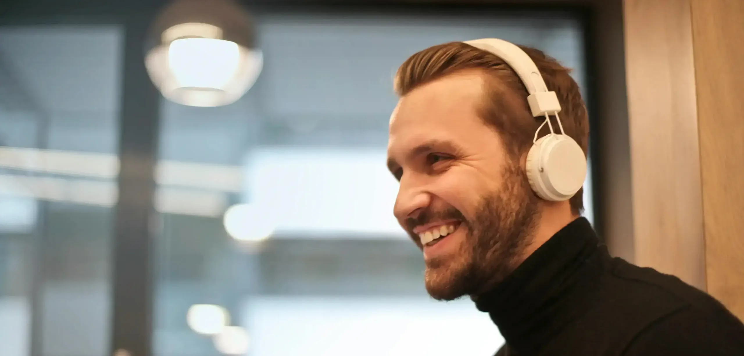 Buy headphones in Pakistan at smartaccessories.net